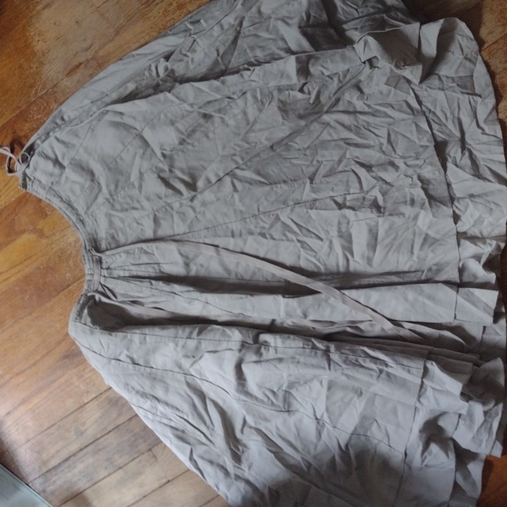 Anthropologie fei tiered layer skirt beige size 8